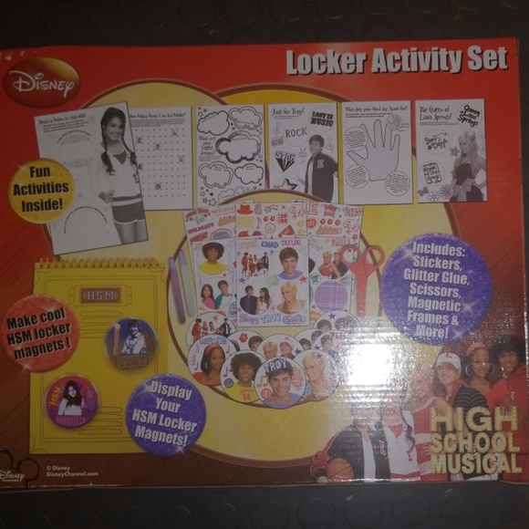 DISNEY HIGH SCHOOL MUSICAL LOCKER ACTIVITY SET NEW - Picture 4 of 8